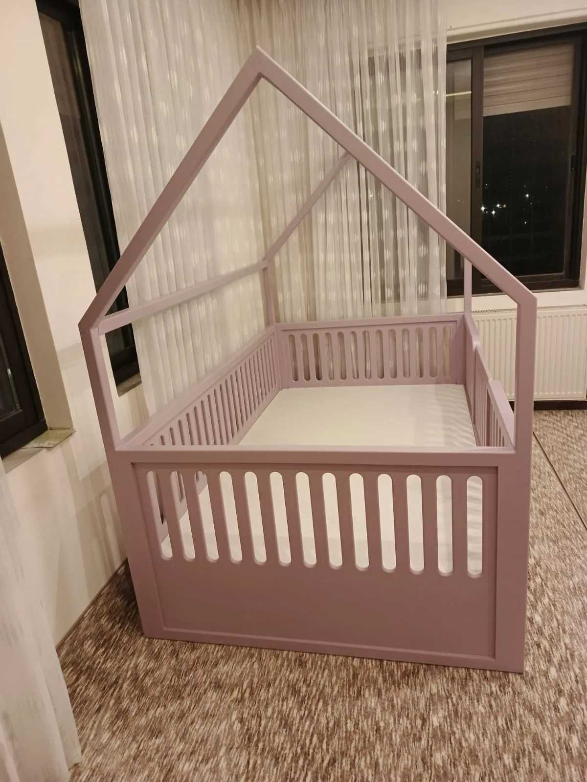 سرير أطفال بيت خشبي (Montessori House Bed)